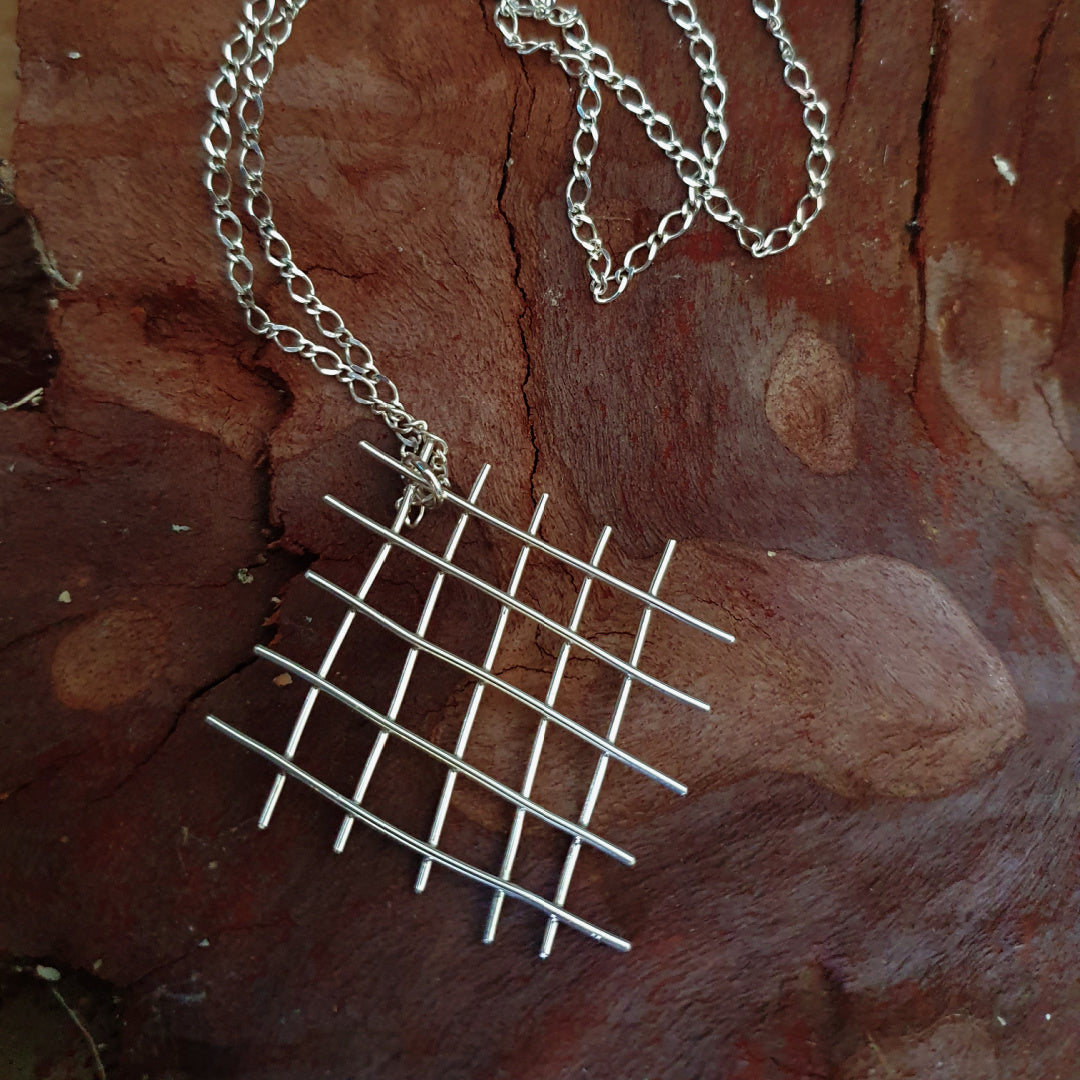 Crisscross Necklace